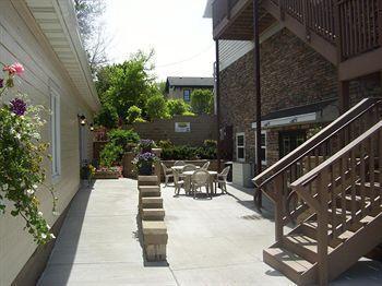 Airport Lodge Уакиша Екстериор снимка
